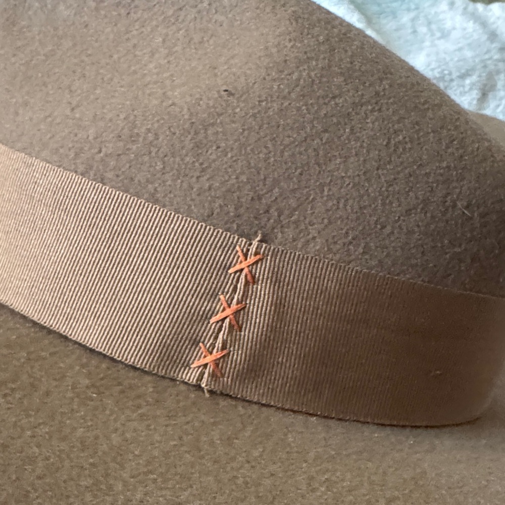 Camp the Label Kids Ford Fedora Hat in French Tan Australian Wool Size 50 - Picture 7 of 11